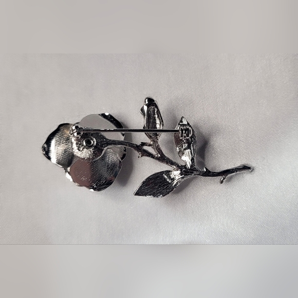 2 Vintage Rose Brooches - Picture 7 of 8
